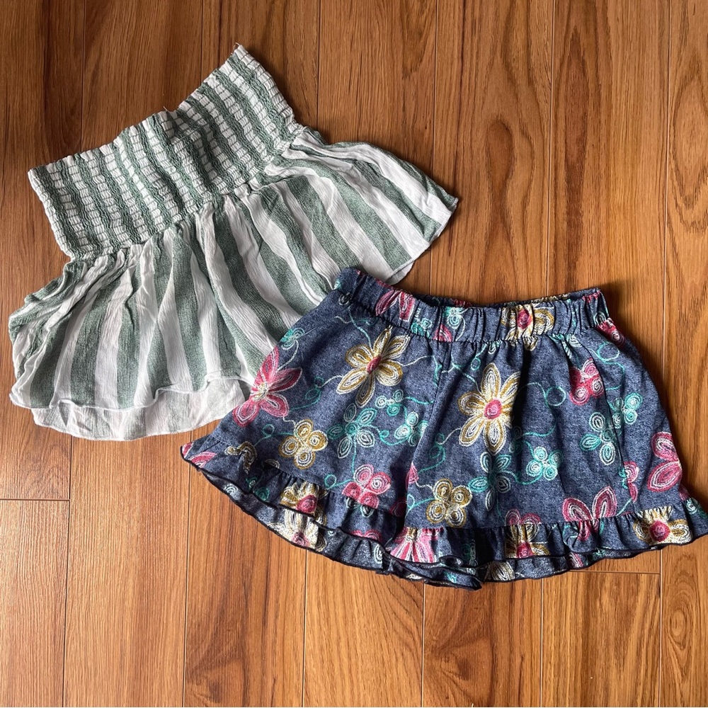 🌞HIPPIE LOVE - Girls Shorts L and 🌞UN DEUX TROIS - Girls Short M